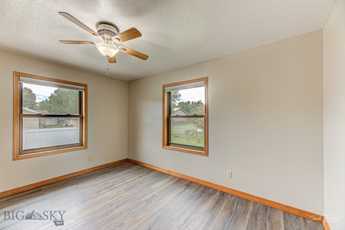 620 Higgins Property Photo 21