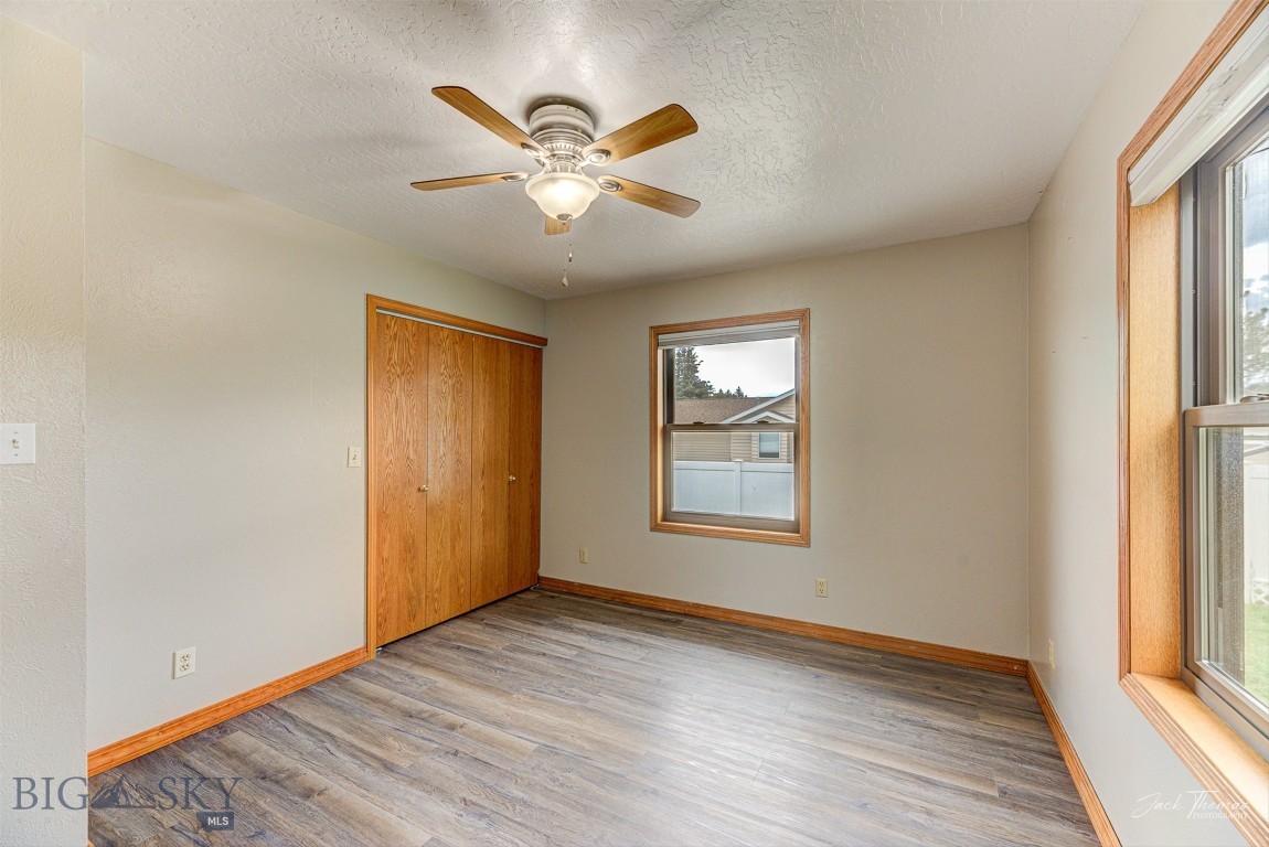 620 Higgins Property Photo 22