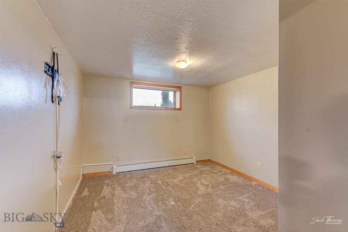 620 Higgins Property Photo 29