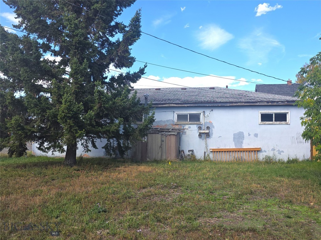 308 St. Mary's Avenue Property Photo 3