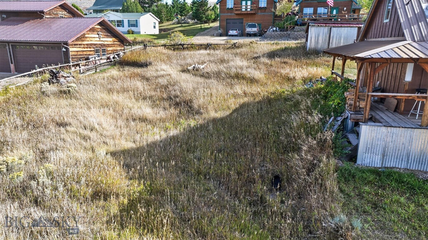 Tbd E Crittenden Street Property Photo 3