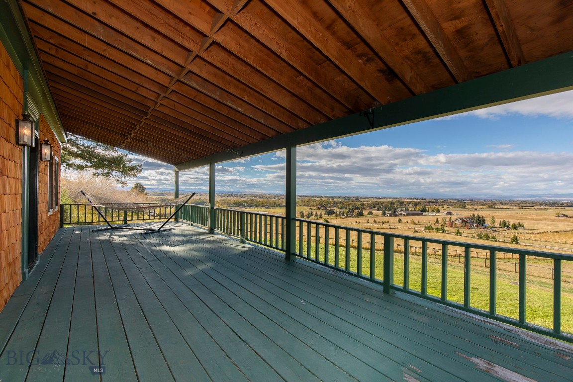 9293 Sky Ridge Dr Property Photo 7
