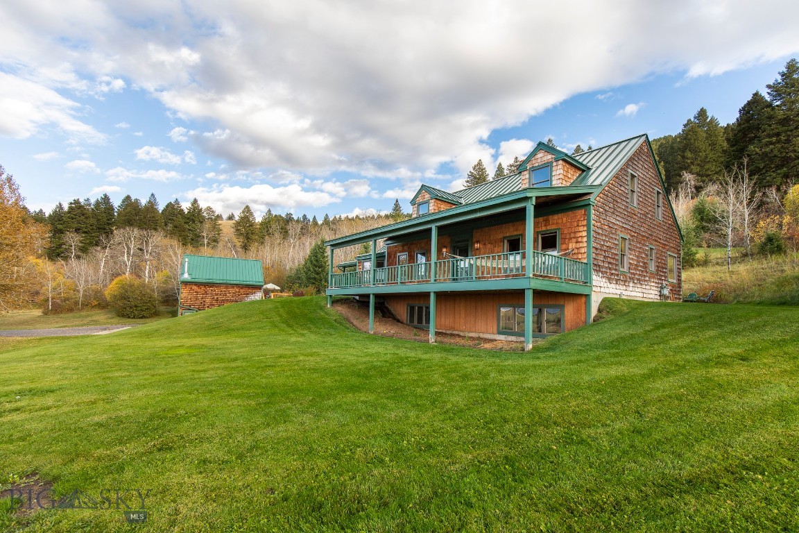 9293 Sky Ridge Dr Property Photo 8