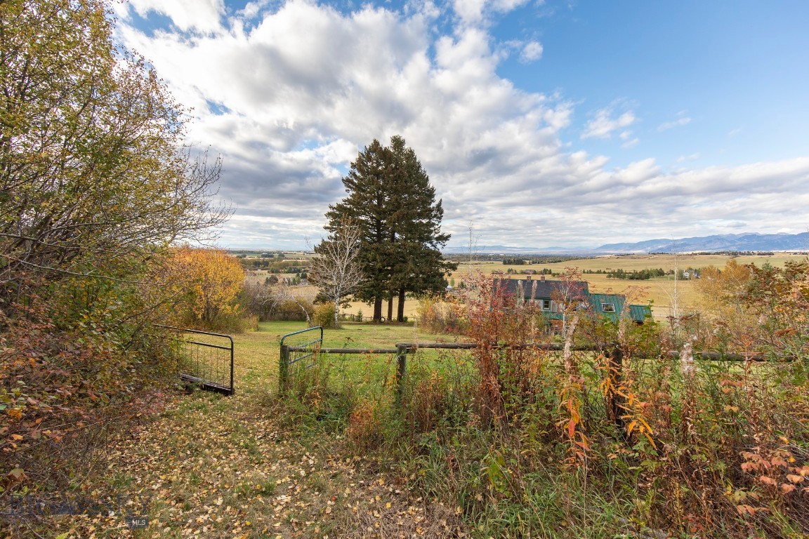 9293 Sky Ridge Dr Property Photo 15