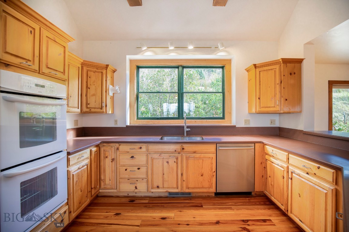 9293 Sky Ridge Dr Property Photo 29