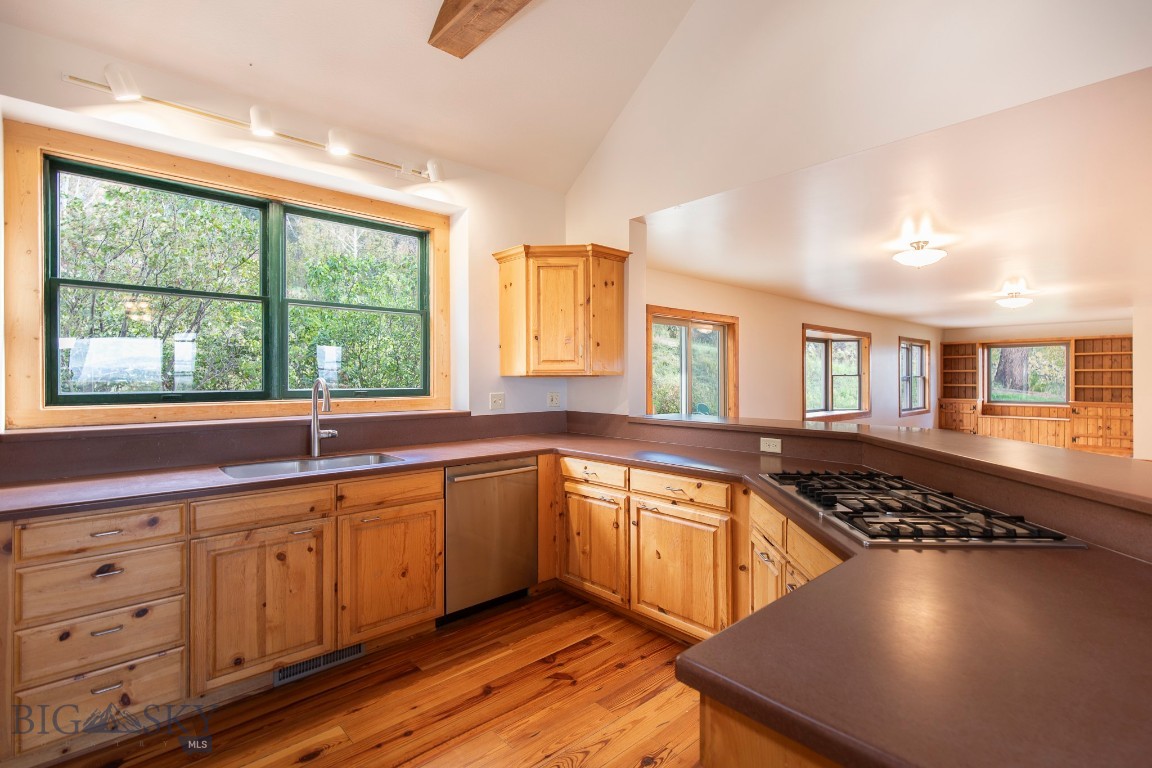 9293 Sky Ridge Dr Property Photo 31
