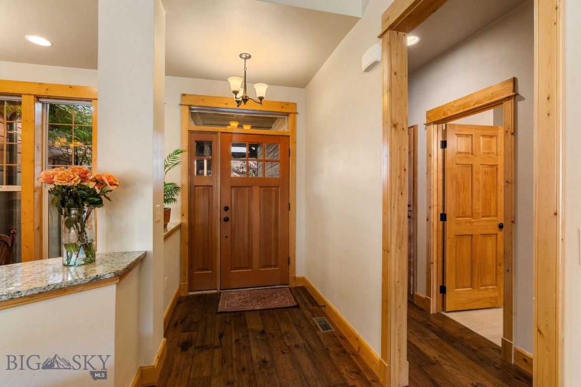 5416 Glenkirk Drive Property Photo 6
