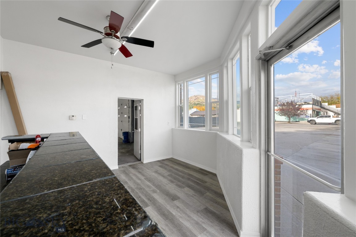 701 E Park Avenue Property Photo 15