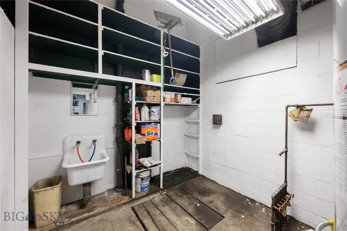 701 E Park Avenue Property Photo 22