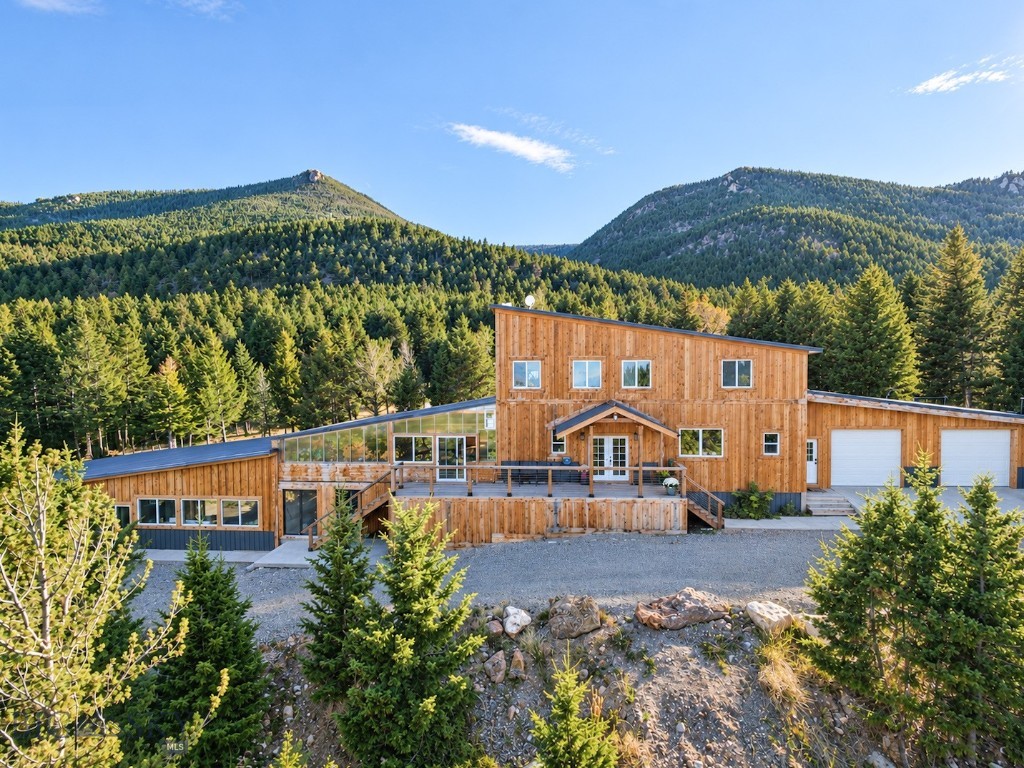25 Thistle Hill Road Property Photo