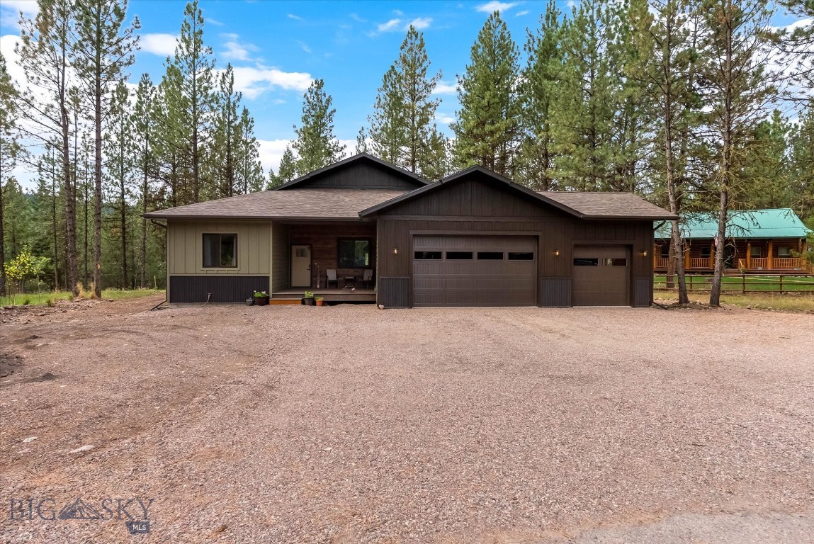 312 Dunham Court Property Photo 1