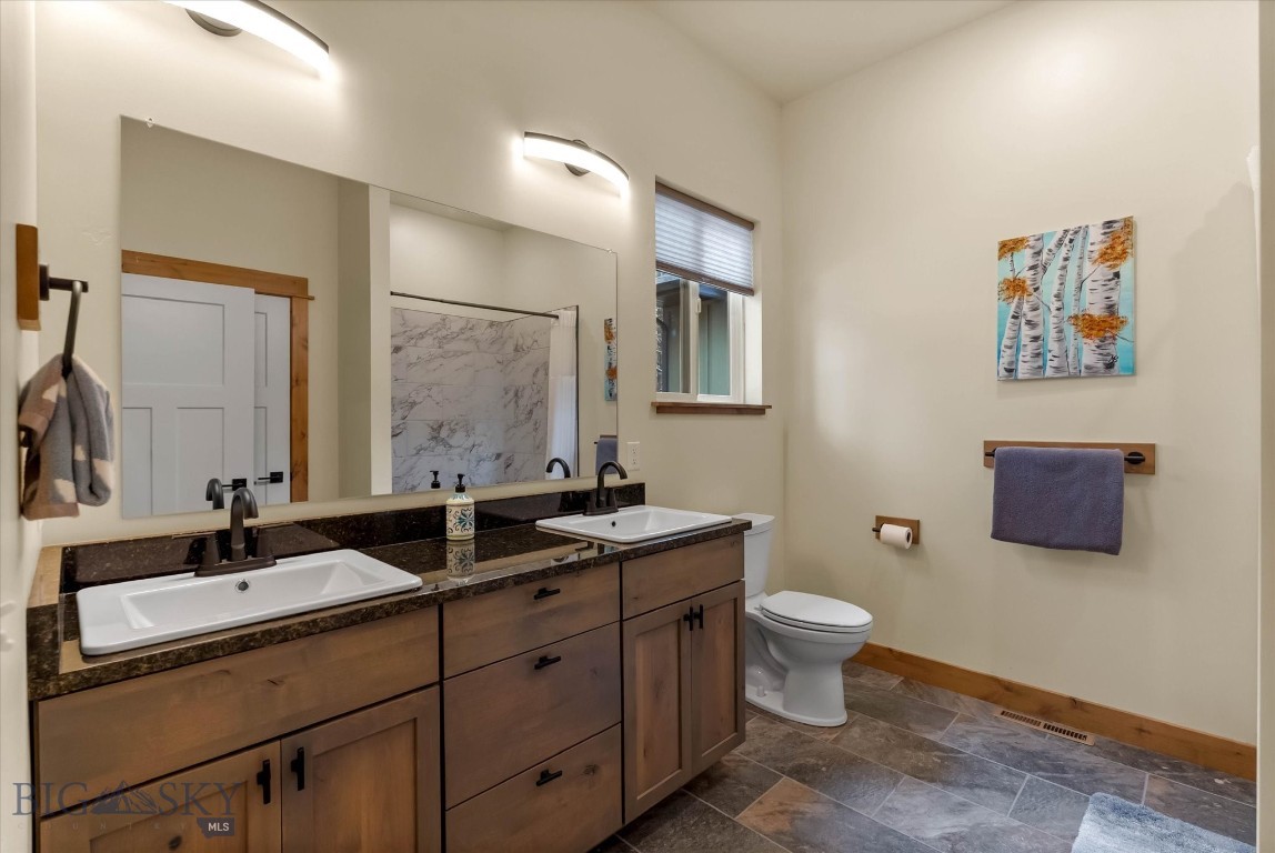 312 Dunham Court Property Photo 10