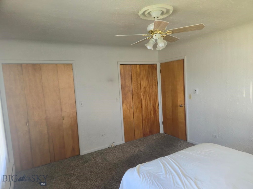 2526 Locust Street Property Photo 19
