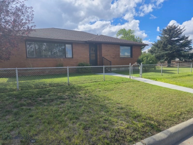 2526 Locust Street Property Photo 35