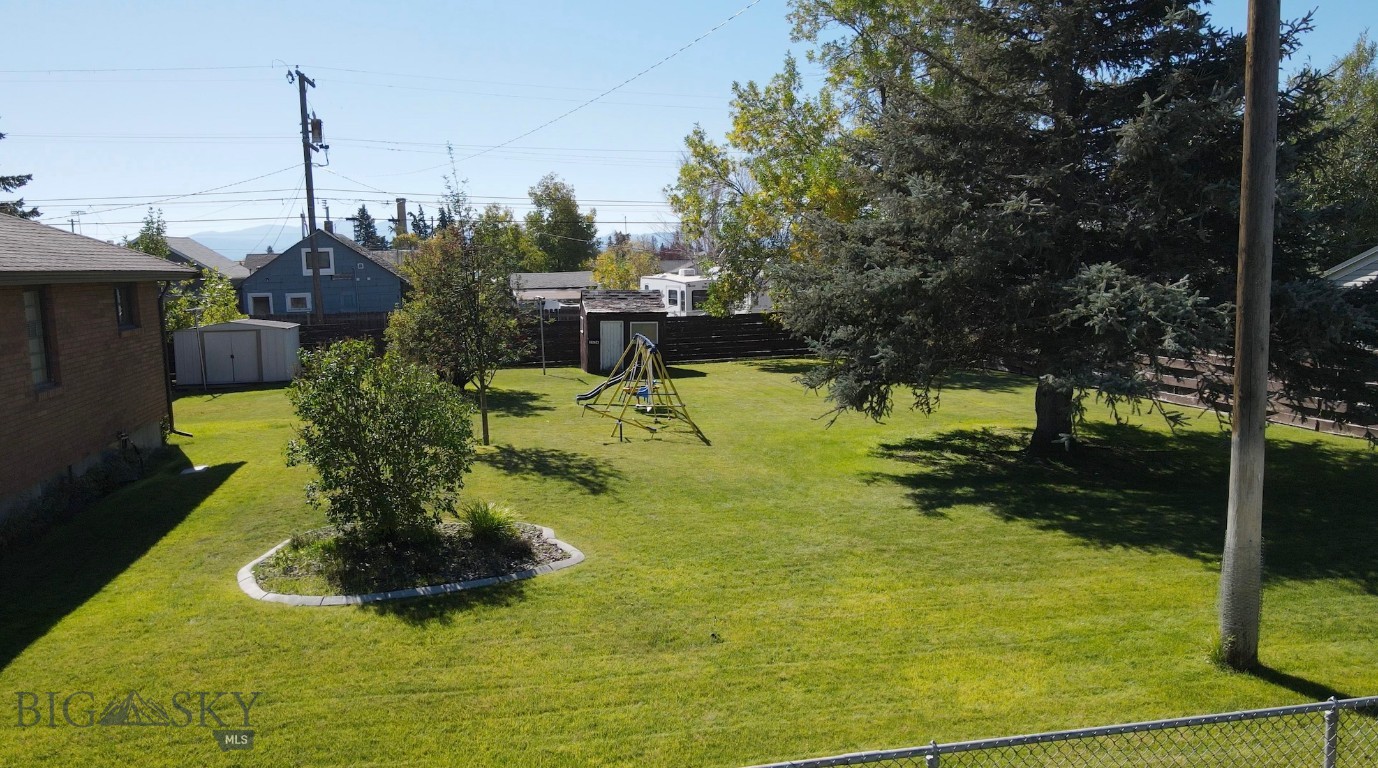 2526 Locust Street Property Photo 37