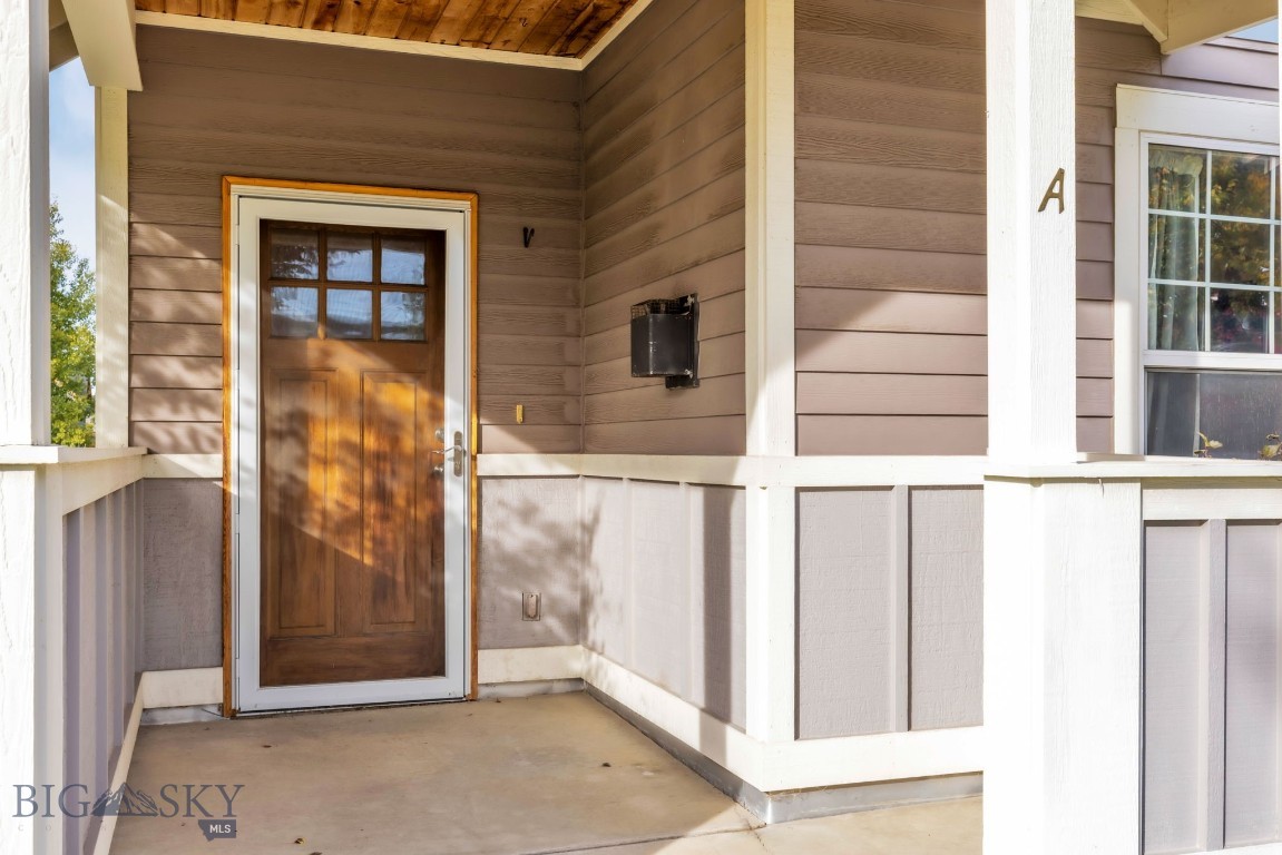 4297 Cover Street A3 Property Photo 2