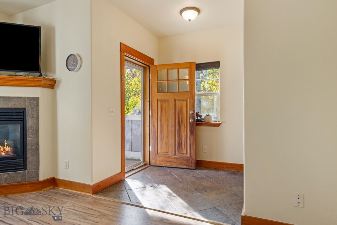 4297 Cover Street A3 Property Photo 3