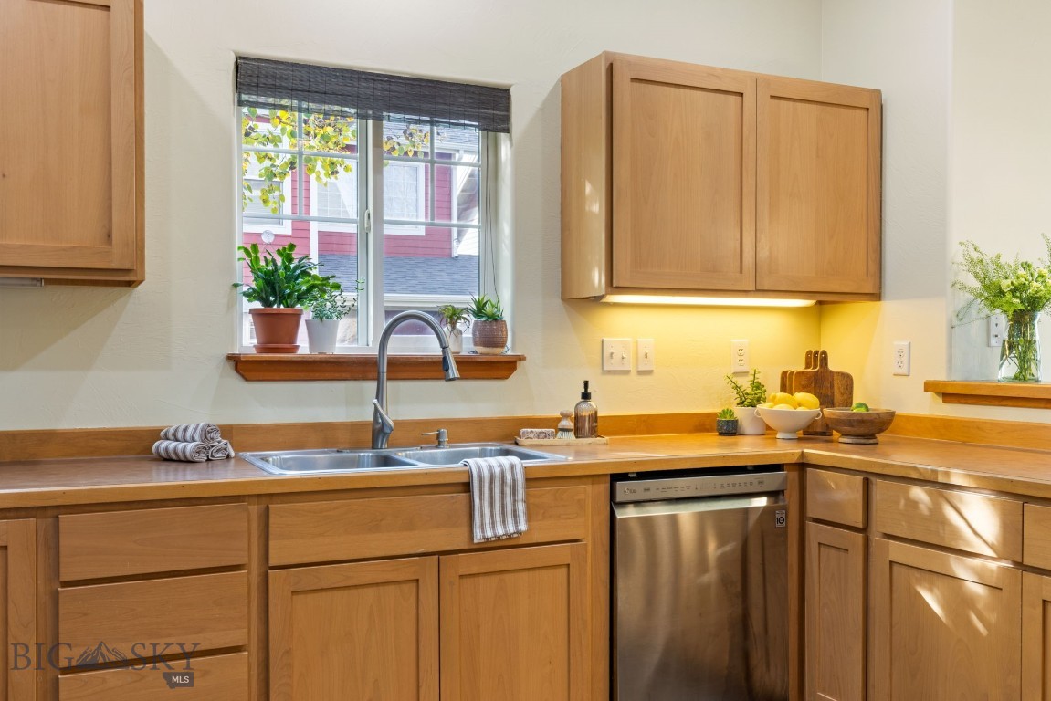 4297 Cover Street A3 Property Photo 12