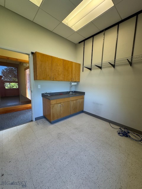 1001 W Oak Street 203 Property Photo 8