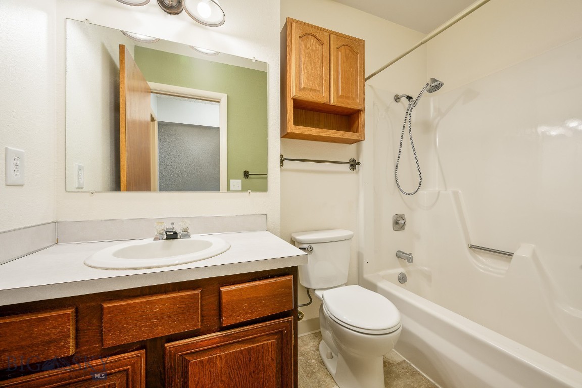 429 Greenspring Place Property Photo 7