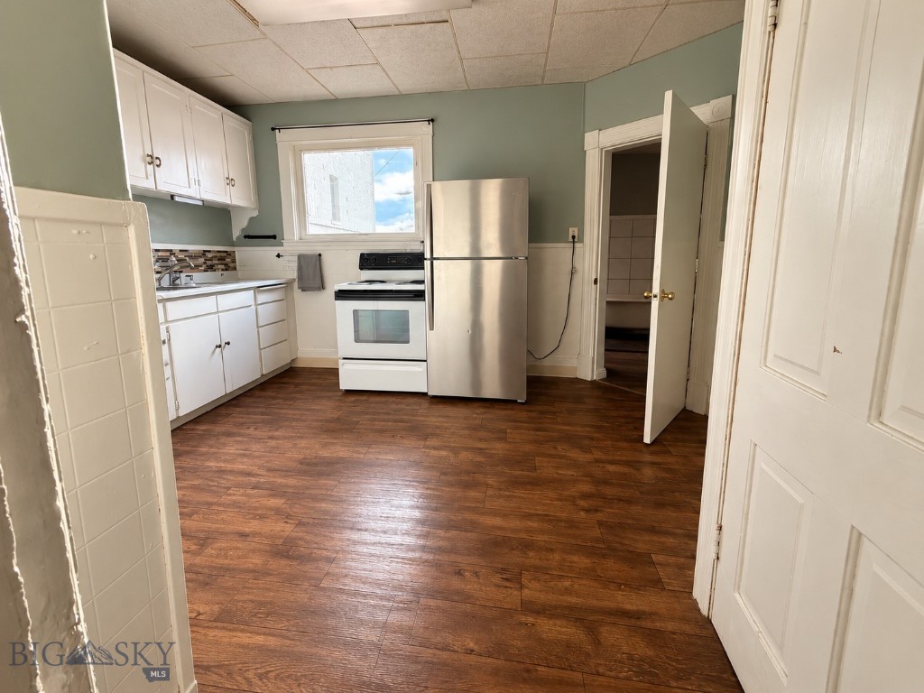 205 N Jackson Property Photo 13