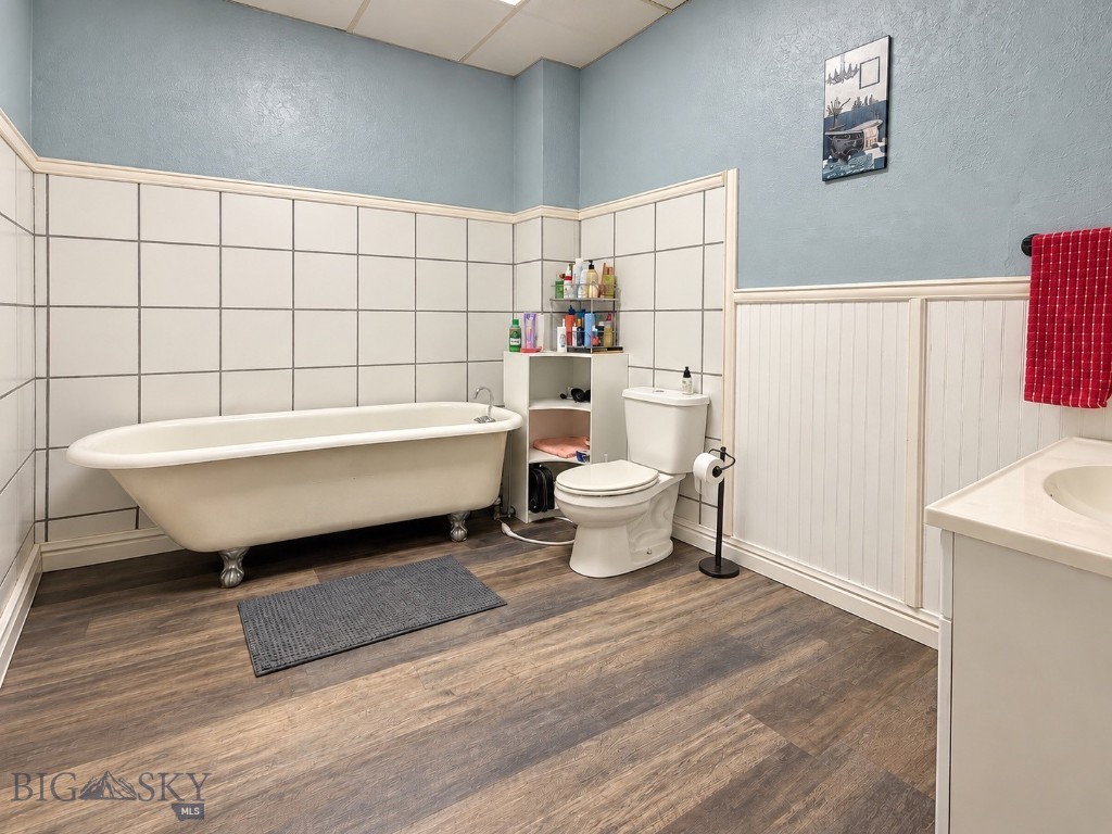 205 N Jackson Property Photo 14