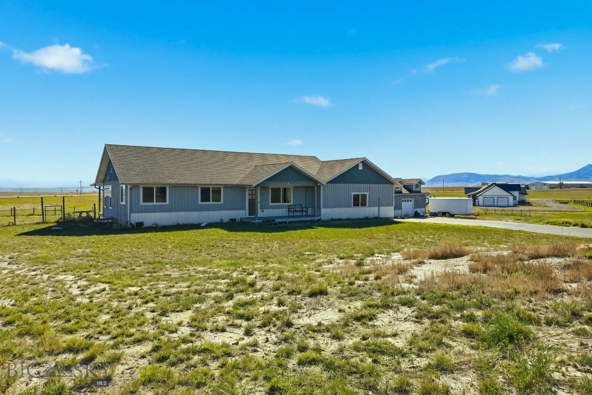 6 Snow Goose Property Photo 3
