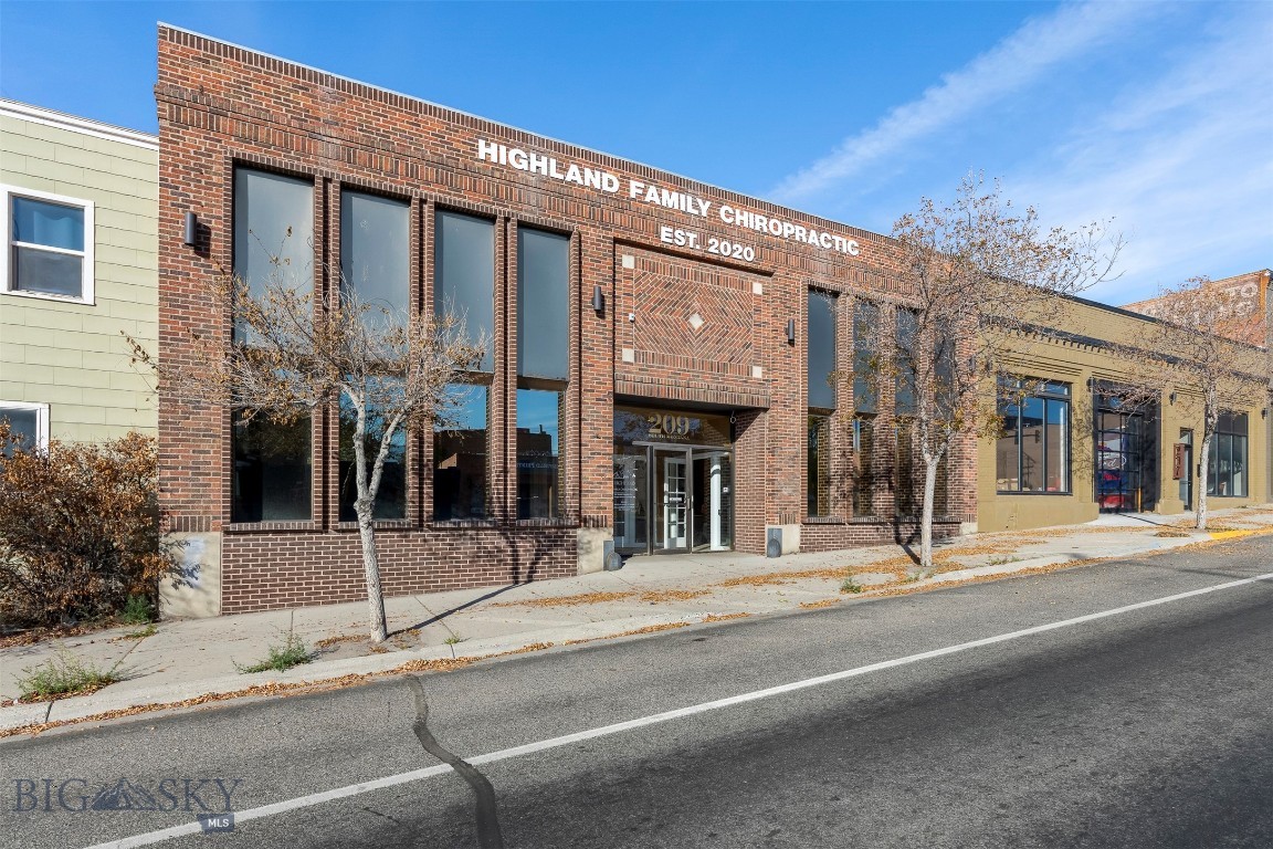209 S Montana Street Property Photo 2