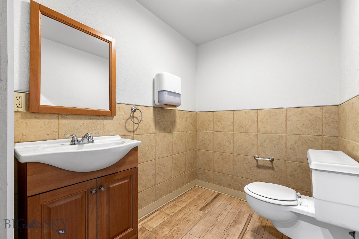209 S Montana Street Property Photo 15
