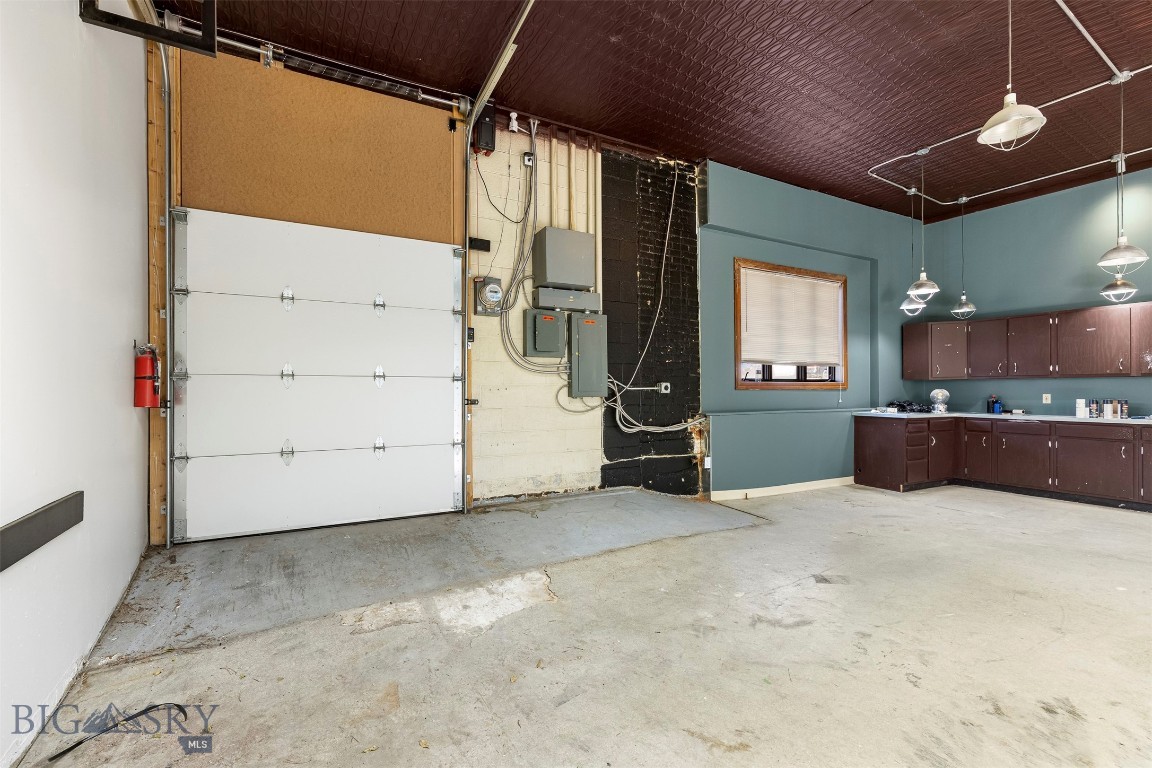 209 S Montana Street Property Photo 20