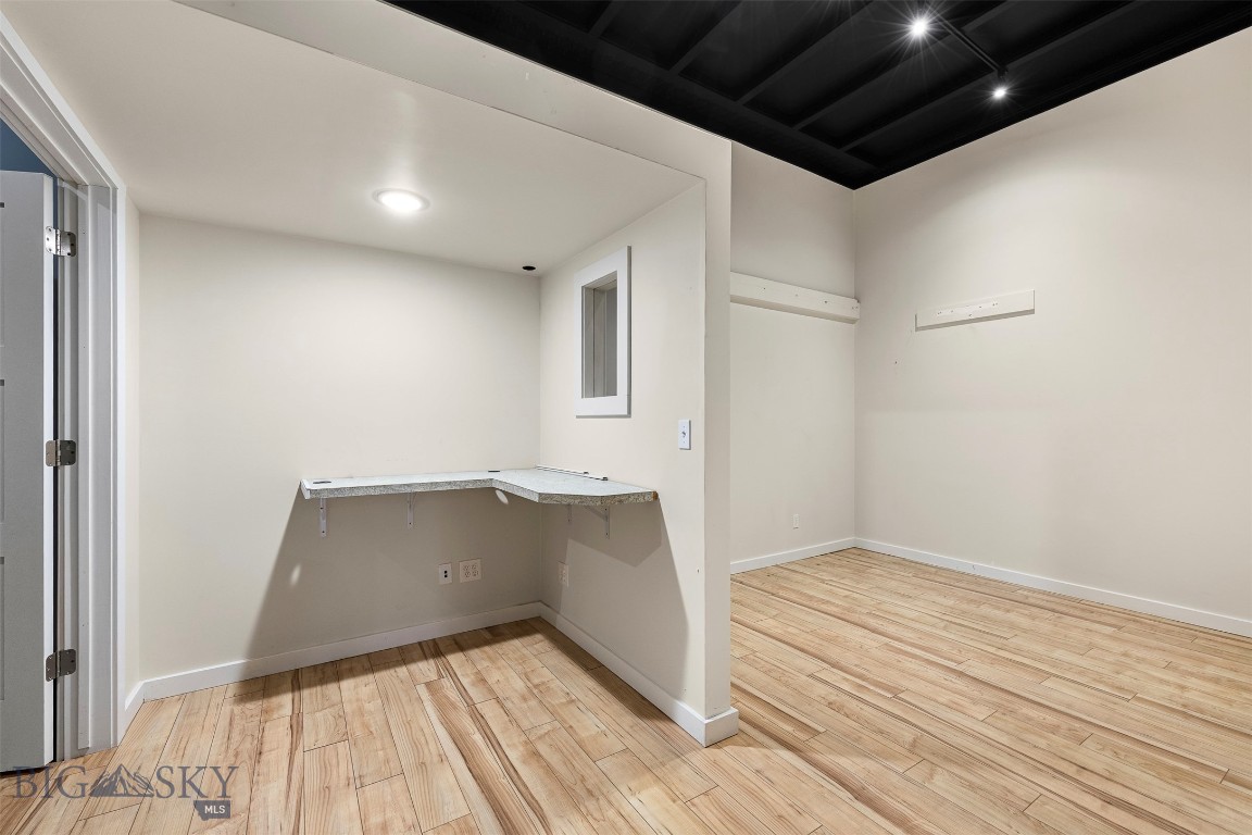 209 S Montana Street Property Photo 44