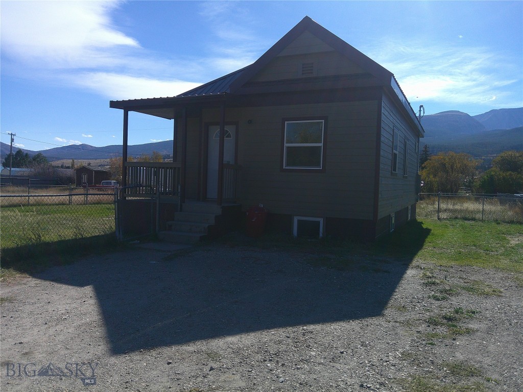 219 Rumsey Street Property Photo 1