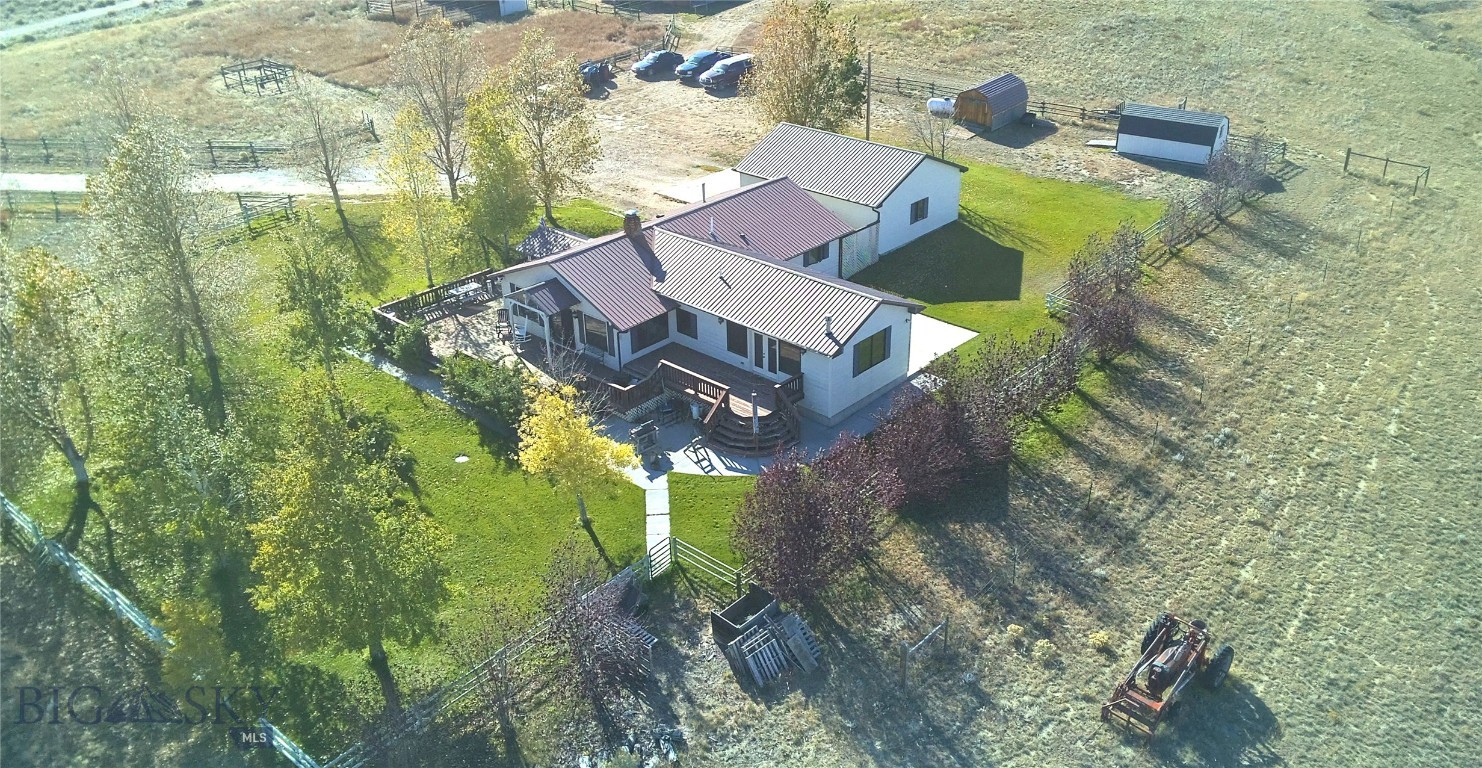38 Sundust Lane Property Photo 4