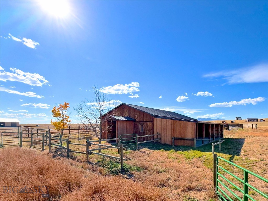 38 Sundust Lane Property Photo 40