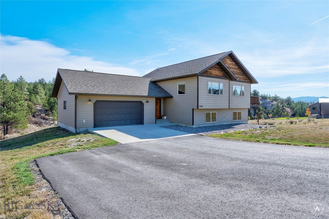 5289 Stallion Ridge Property Photo 2