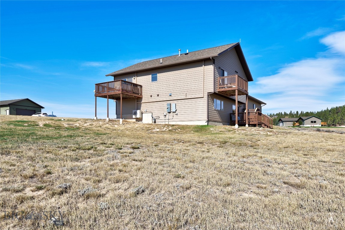 5289 Stallion Ridge Property Photo 3