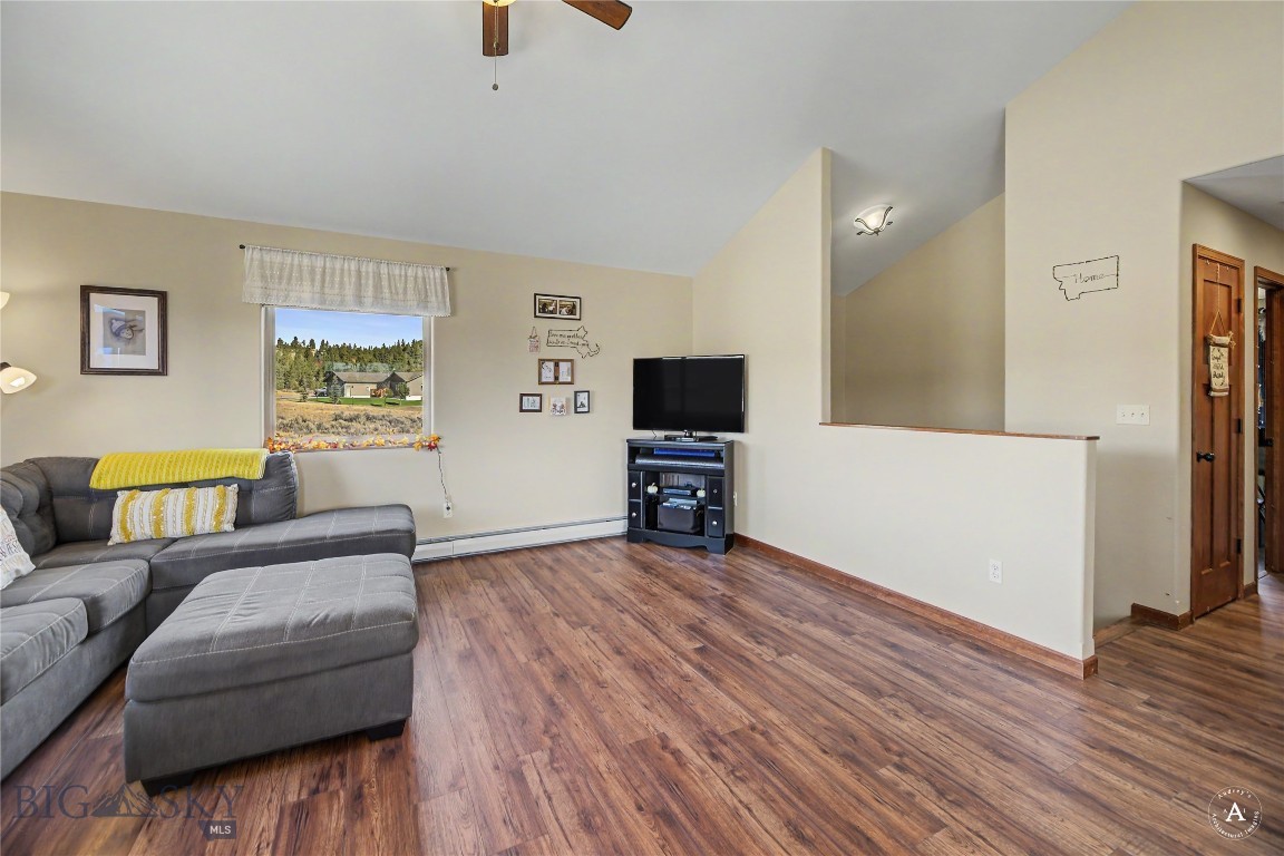 5289 Stallion Ridge Property Photo 9