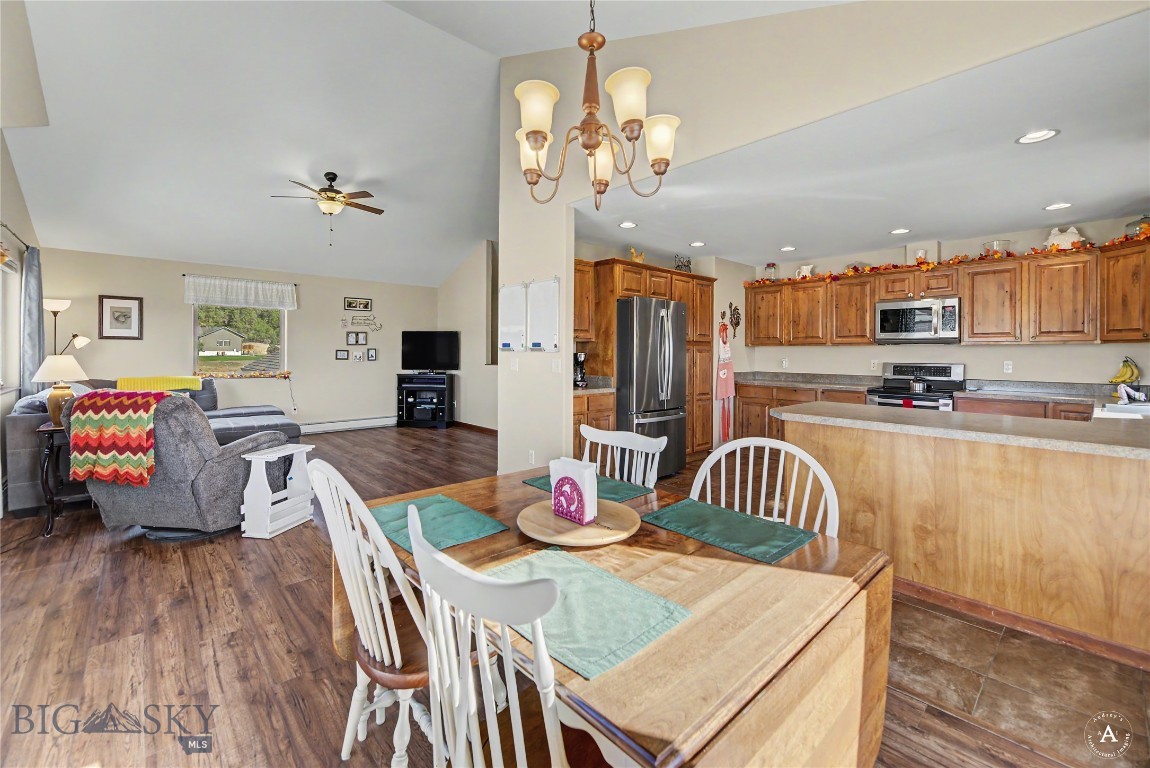 5289 Stallion Ridge Property Photo 12