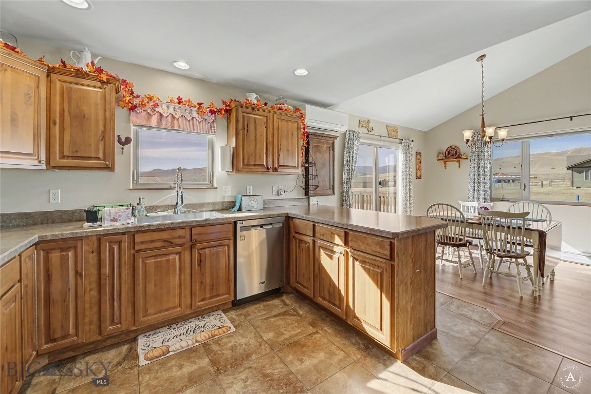 5289 Stallion Ridge Property Photo 14