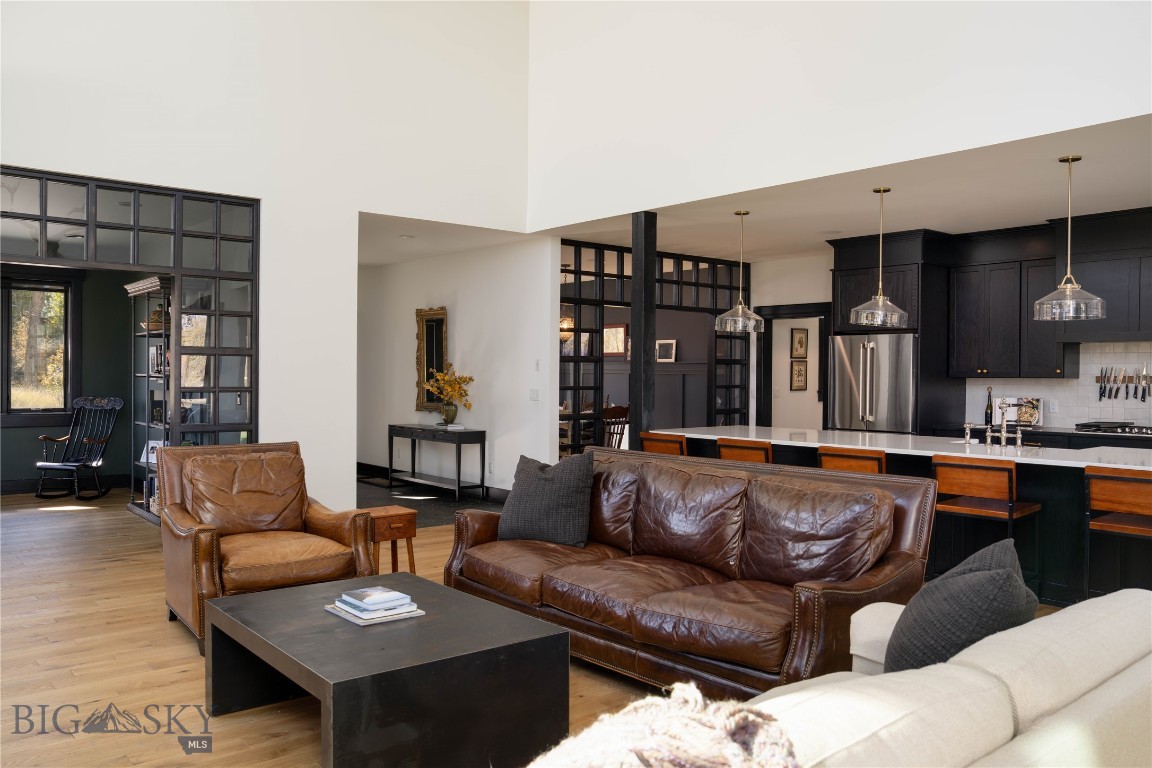 2211 Heeb Road Property Photo 20