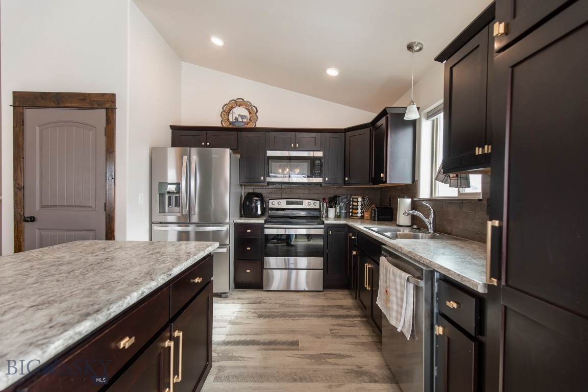 1712 Shelby Avenue Property Photo 7