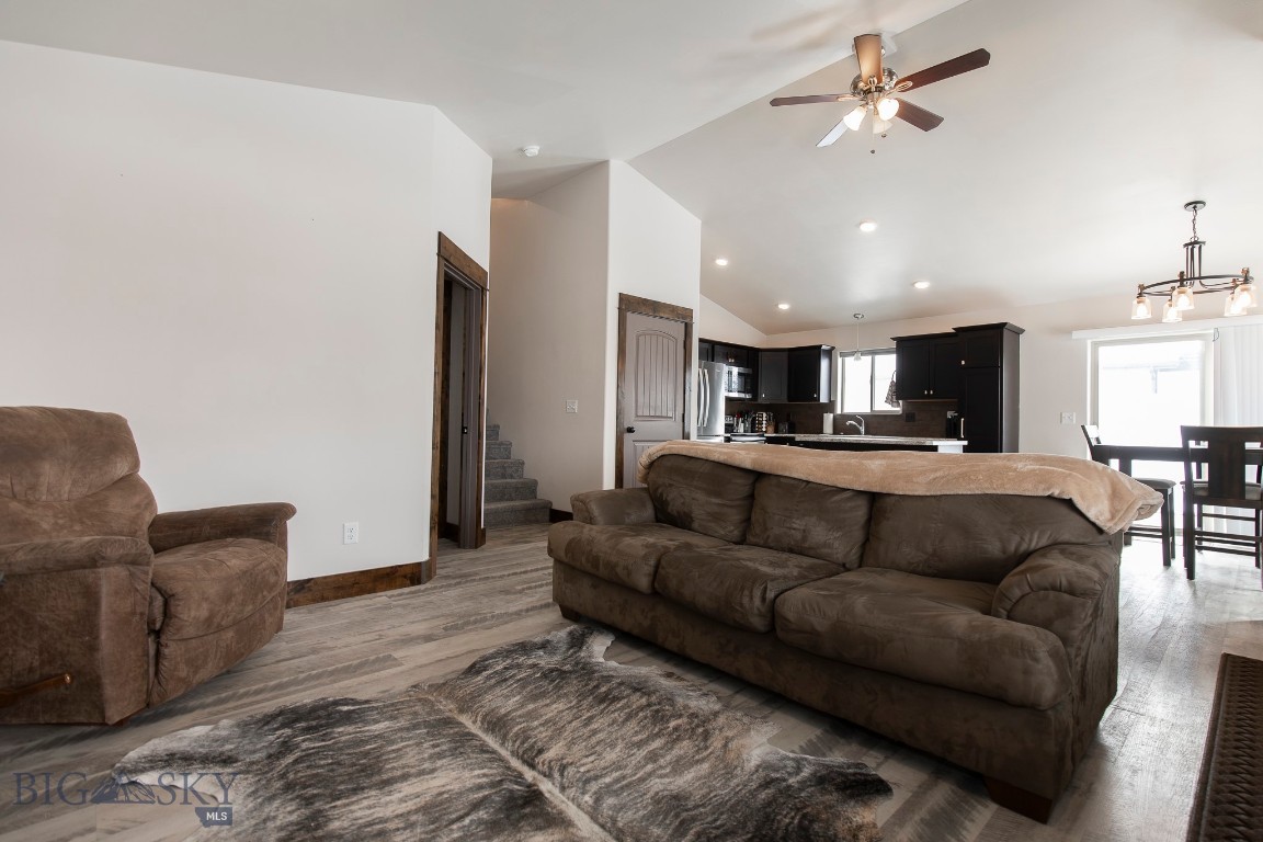 1712 Shelby Avenue Property Photo 9