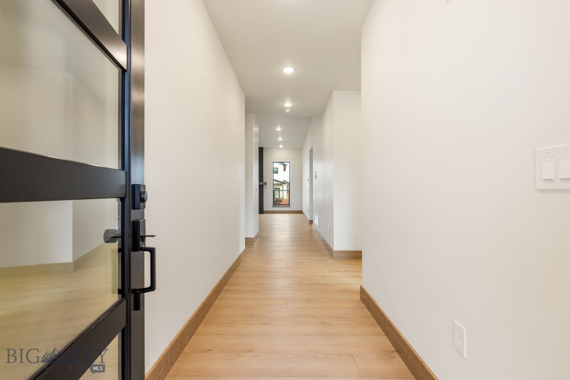 189 Delano Drive Property Photo 3