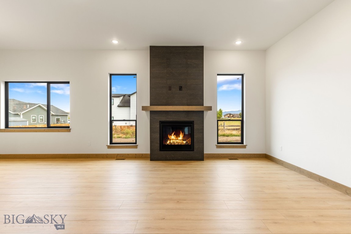 189 Delano Drive Property Photo 15