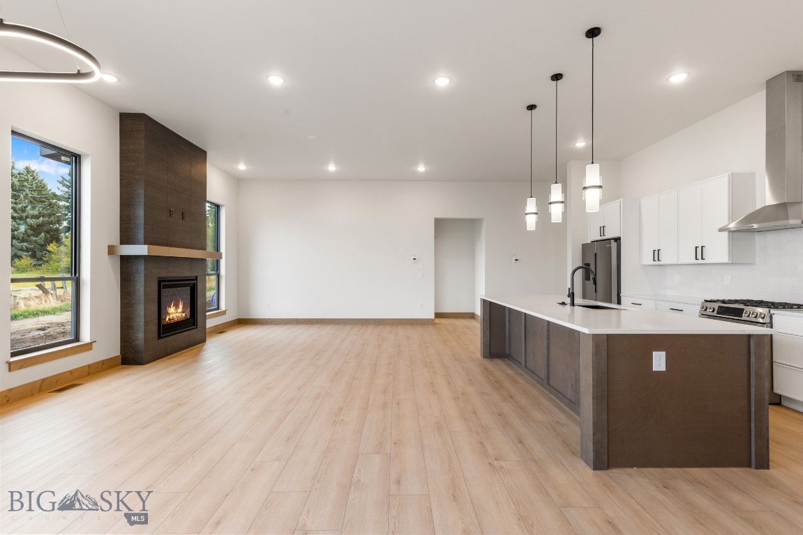 189 Delano Drive Property Photo 17
