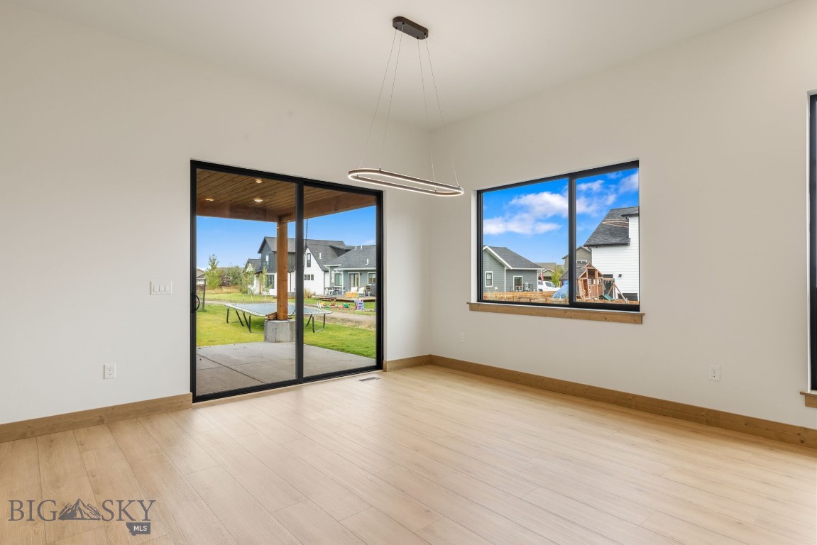 189 Delano Drive Property Photo 18