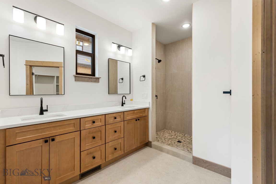 189 Delano Drive Property Photo 22