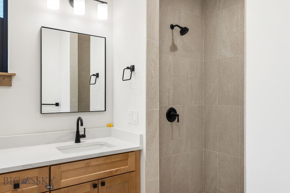 189 Delano Drive Property Photo 24