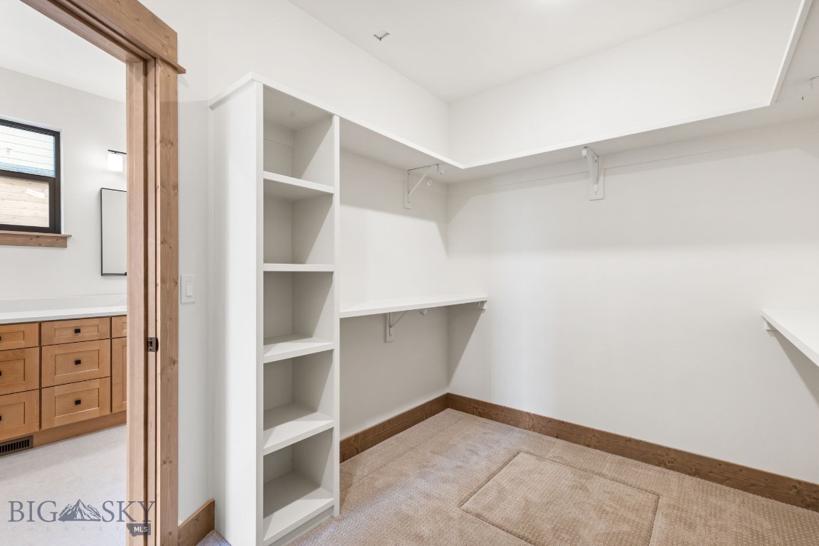 189 Delano Drive Property Photo 27