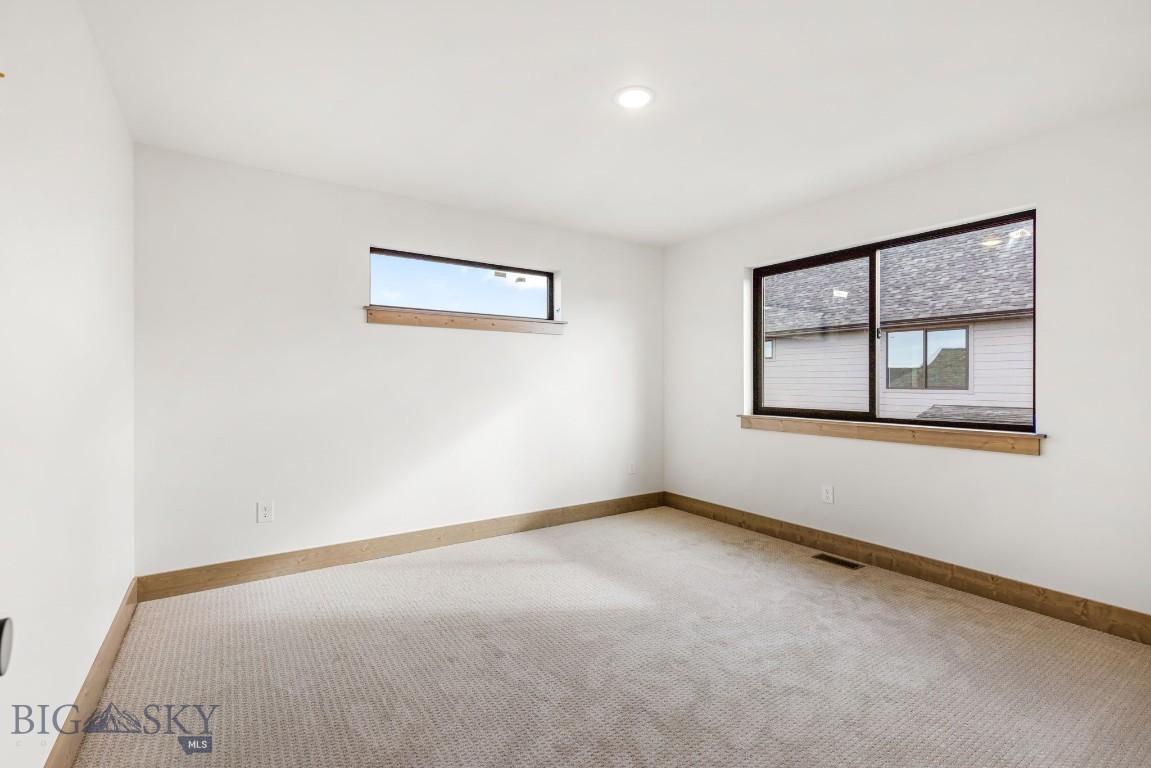 189 Delano Drive Property Photo 41